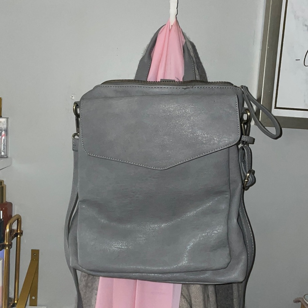 Antilles Kraft Grey purse-can be worn many ways